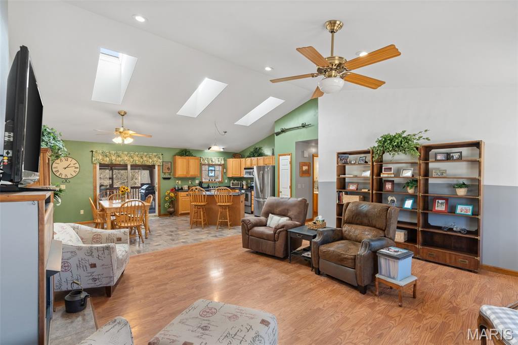 1681 Spreckelmeyer Road Berger, MO 63014 - Photo 3 of 28