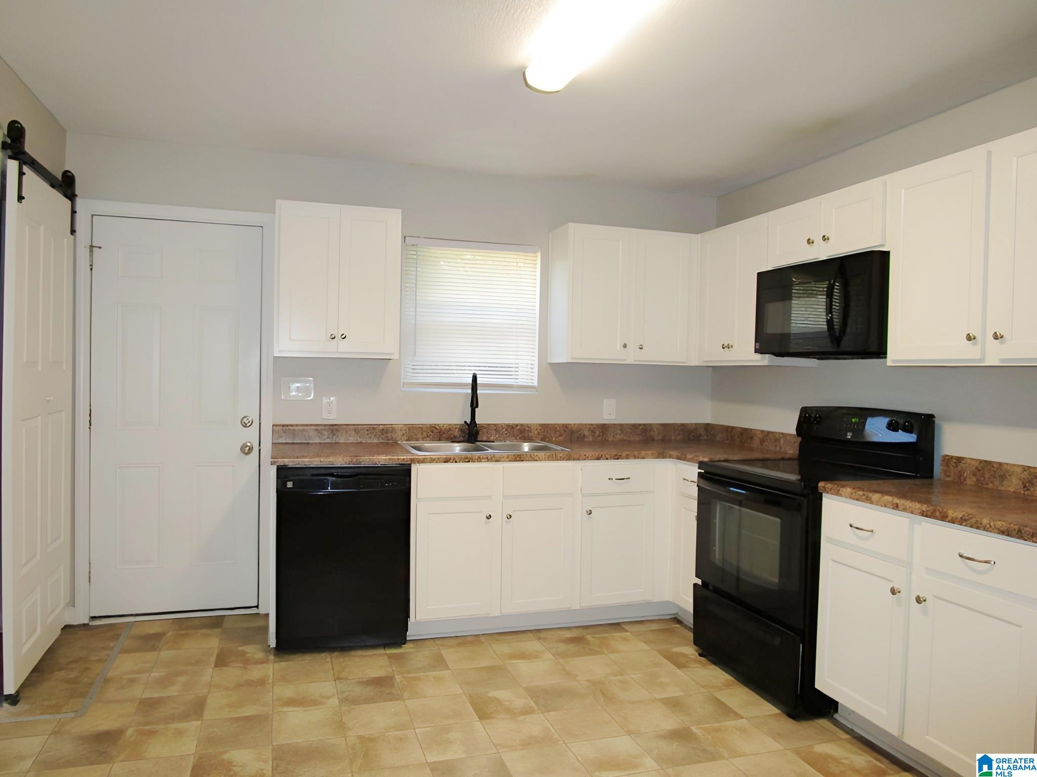 1349 Kerr Road Moody, AL 35004 - Photo 6 of 23