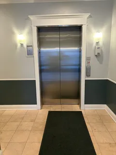 $535,000 | 2811 North Bell Avenue, Unit 107, Chicago, IL 60618