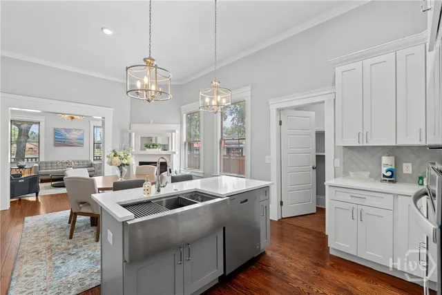 $1,075,000 | 407 West 35th Street, Savannah, GA 31401