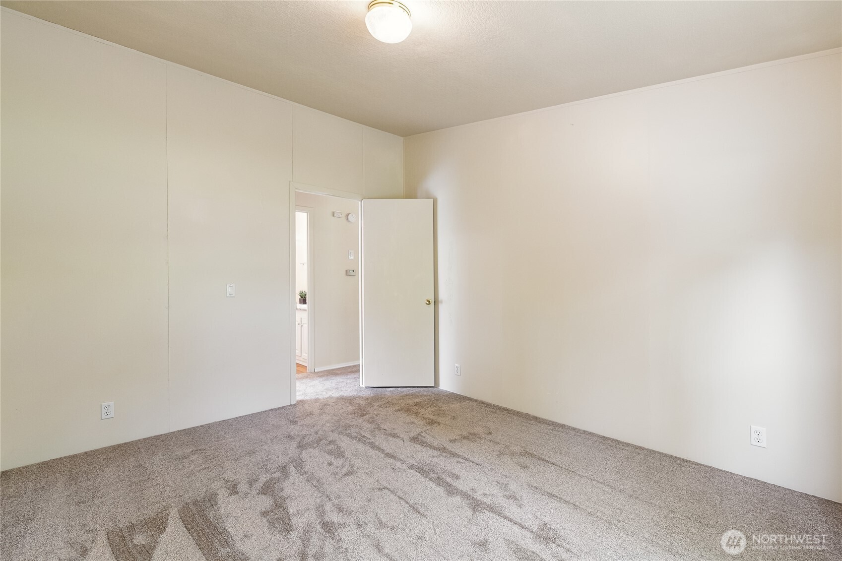 2350 Douglas Road, Unit 30B Ferndale, WA 98248 - Photo 20 of 36 a view of empty room