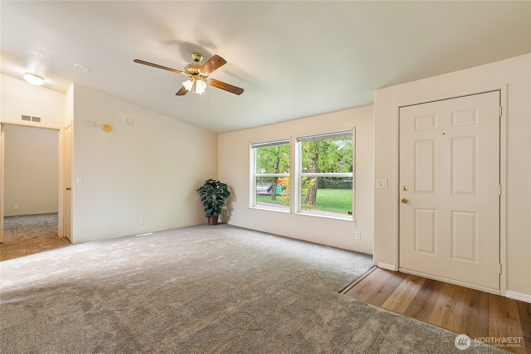 2350 Douglas Road, Unit 30B Ferndale, WA 98248 - Photo 4 of 36 a view of a livingroom with a ceiling fan and window