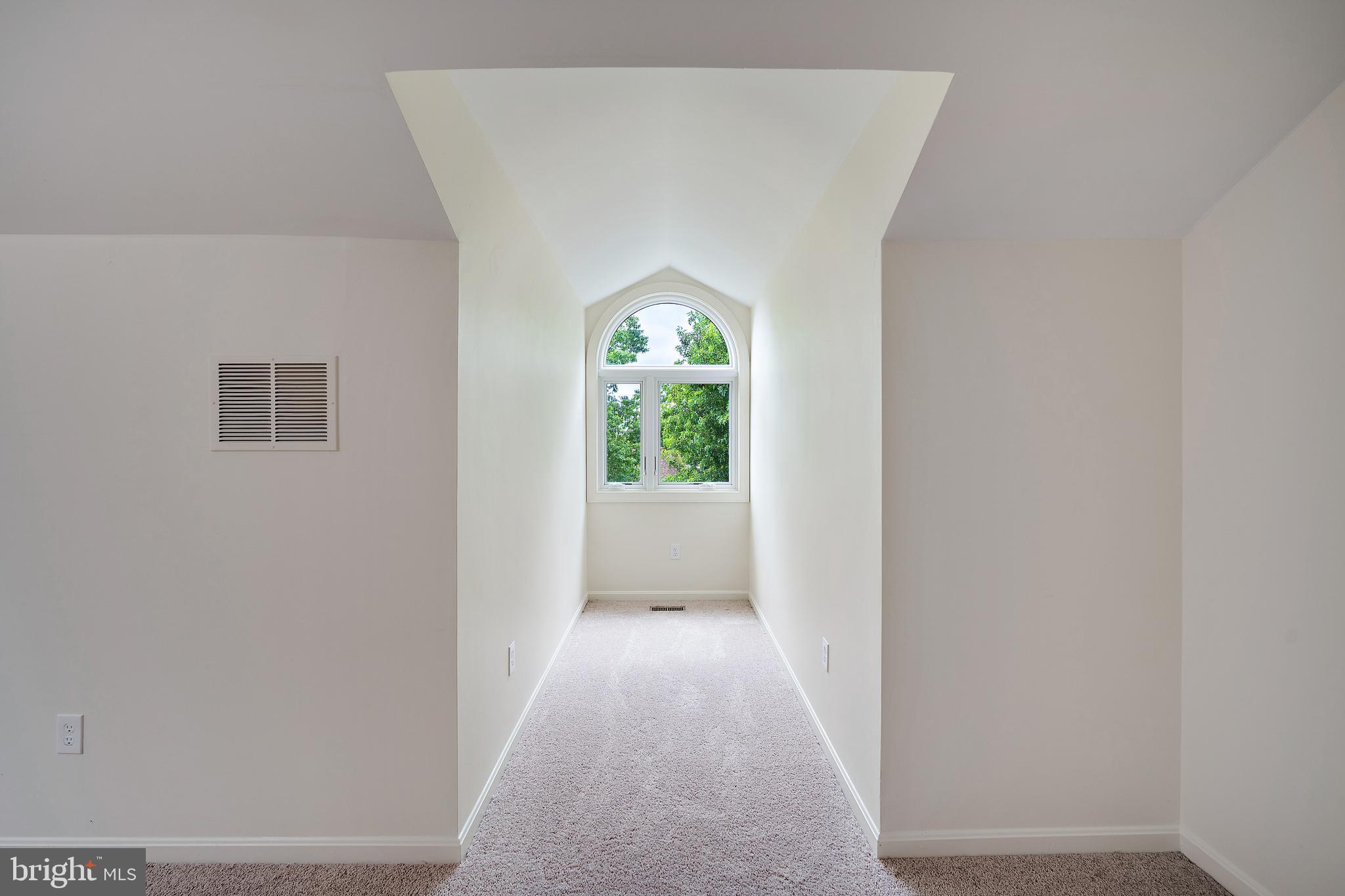5281 Columbia Road, Unit 284 Columbia, MD 21044 - Photo 24 of 36 Gallery Image 24