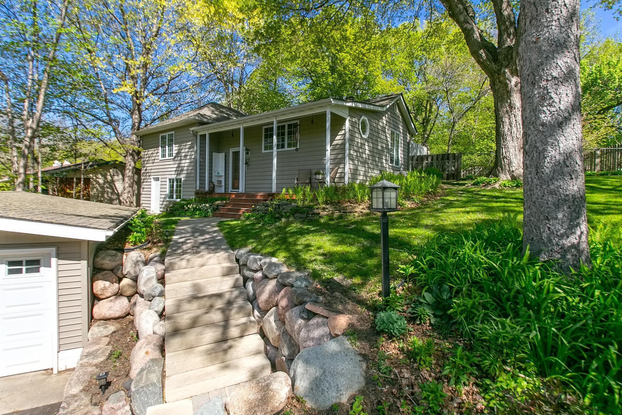6128 Hawthorne Road Mound, MN 55364 - Photo 2 of 27