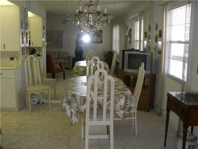2095 Cornwall East, Unit 2095 Boca Raton, FL 33434 - Photo 3 of 10 Additional Photo
