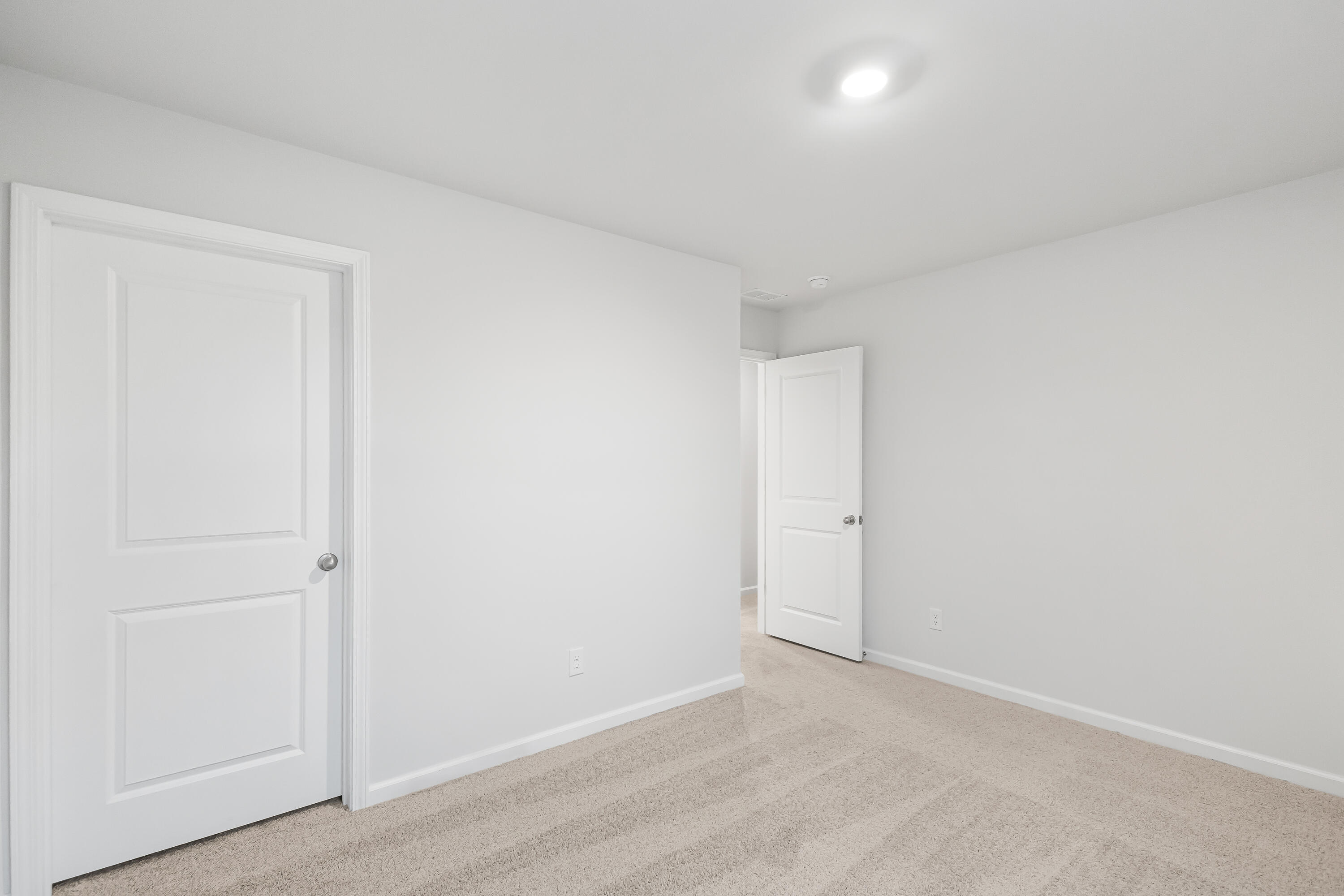 571 Lk Rdg Boulevard Summerville, SC 29486 - Photo 29 of 30 165 Grouper Ln Interior_23