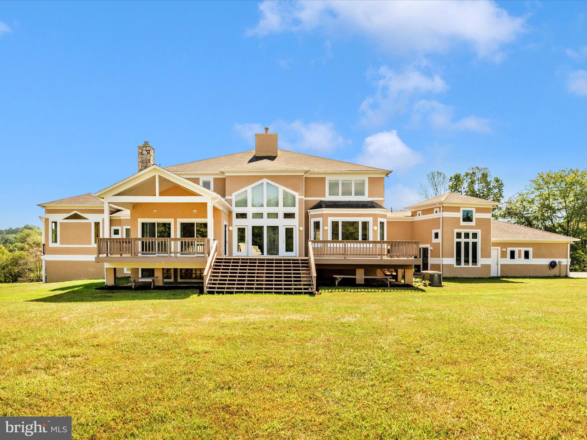 12 Barley Field Court Dickerson, MD 20842 - Photo 73 of 103 Exterior Back