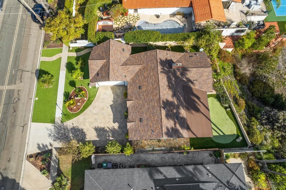 5629 Soledad Road La Jolla, CA 92037 - Photo 6 of 38 an aerial view of multiple house