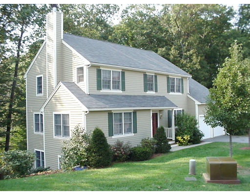 12 Oscars Way Maynard, MA 01754 - Photo 1 of 26 Gallery Image 1