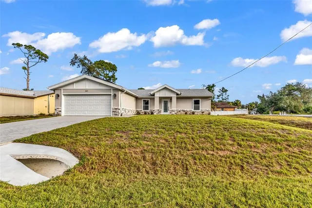 $1,950 | 3642 Laredo Avenue, North Port, FL 34288