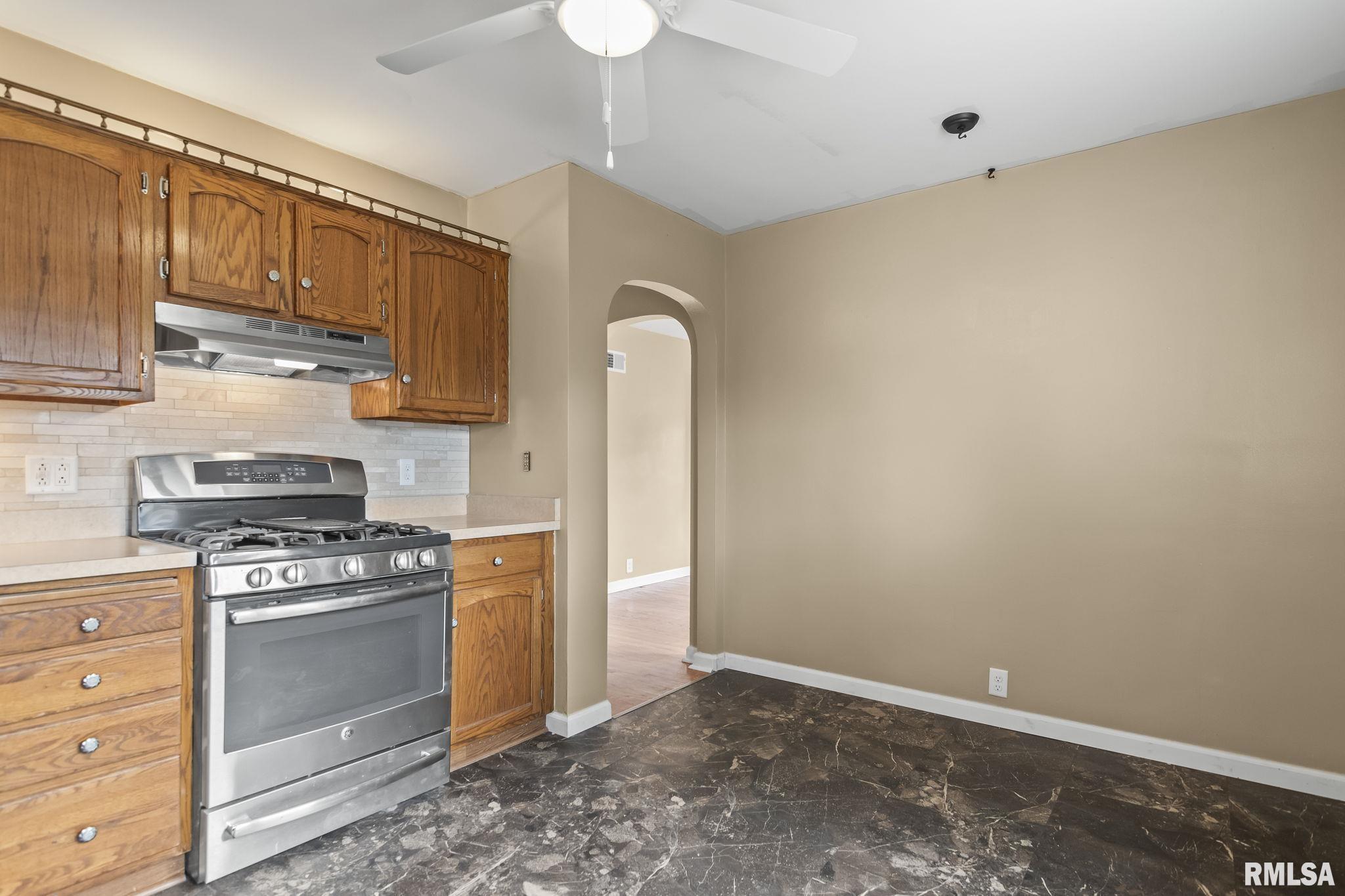 1521 North Wesley Street Springfield, IL 62702 - Photo 12 of 30