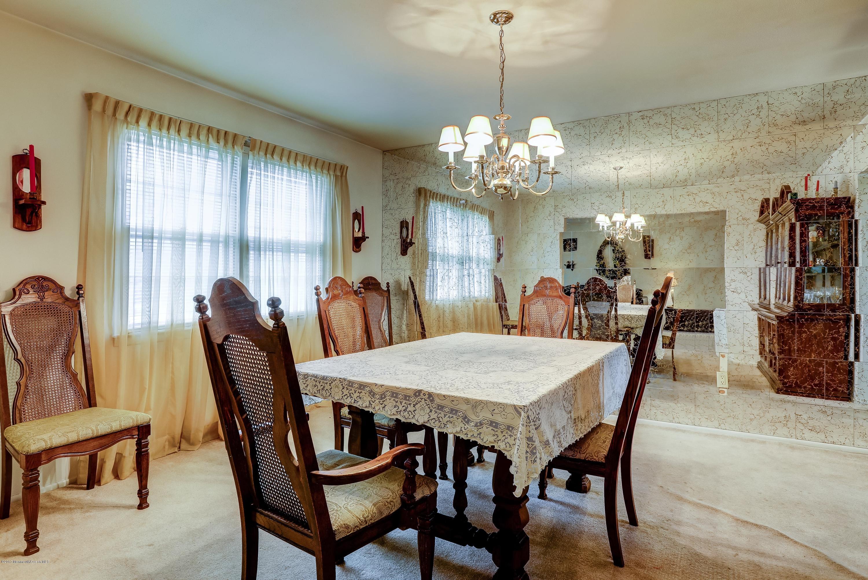 276 Kings Mountain Road Freehold, NJ 07728 - Photo 5 of 26 005_Dining