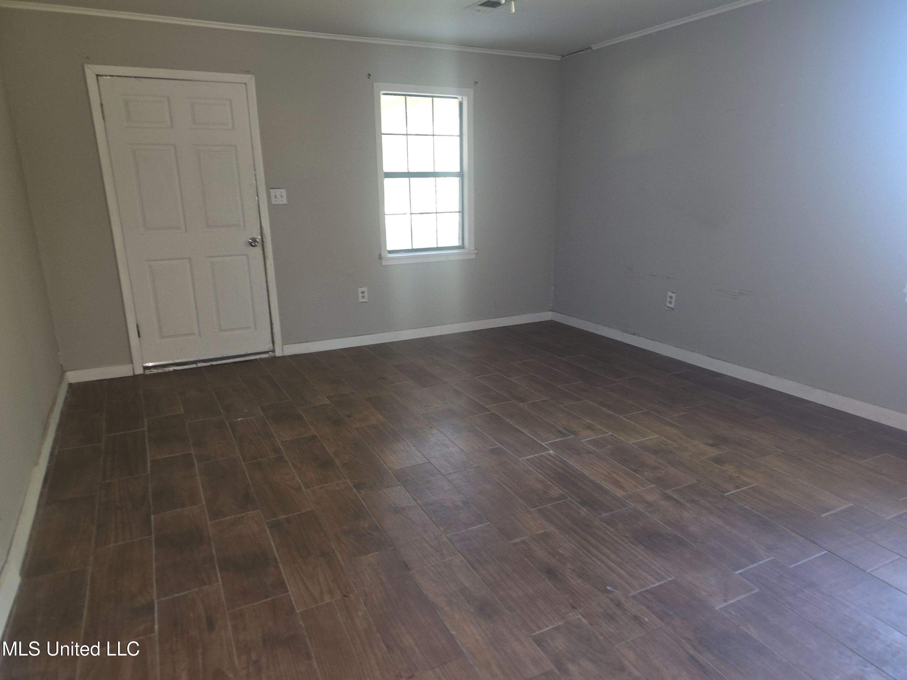 105 Sweethome Road Belzoni, MS 39038 - Photo 16 of 27 42-Oct 23 2025 01_46pm-38R5