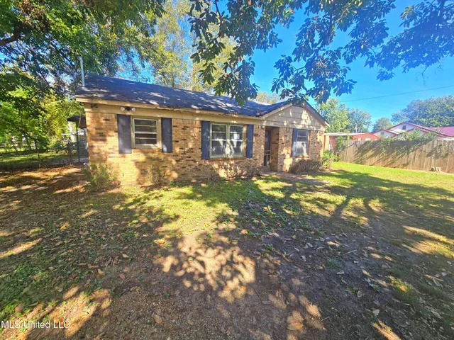 $65,000 | 105 Sweethome Road, Belzoni, MS 39038