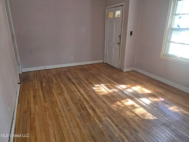 $65,000 | 105 Sweethome Road, Belzoni, MS 39038