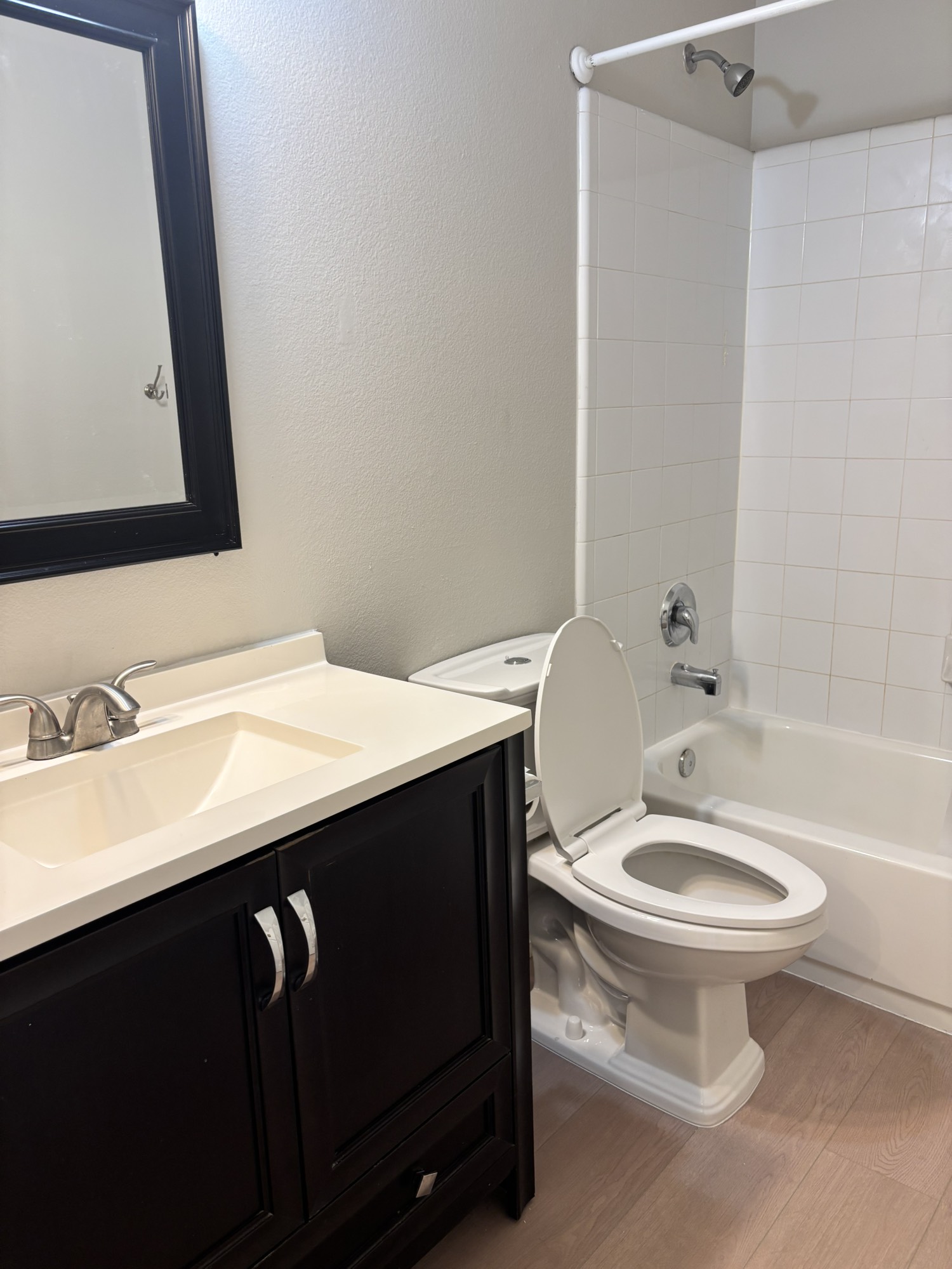 22531 Goss Spring Court Spring, TX 77373 - Photo 19 of 24 2nd bathroom