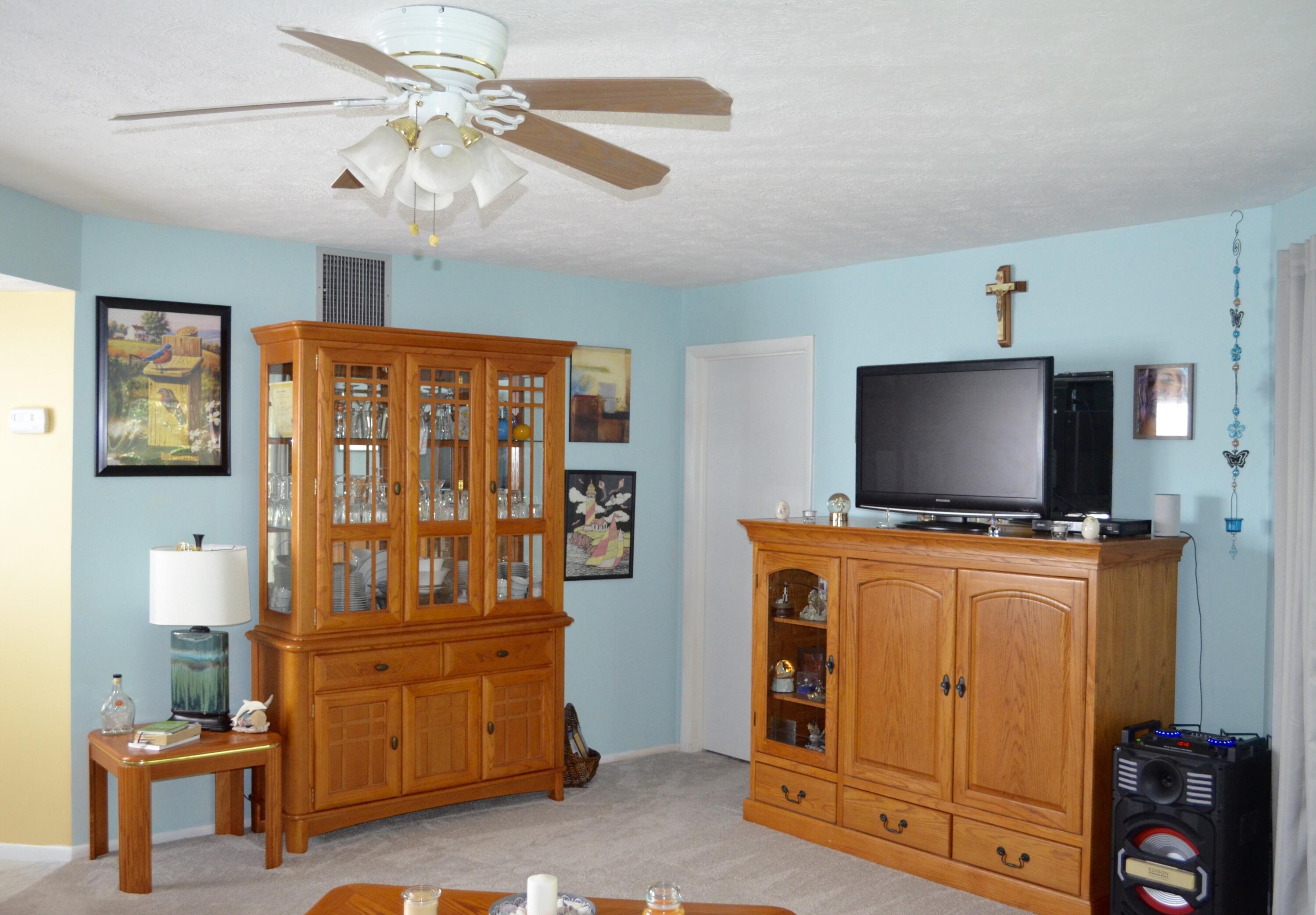 3206 Southeast Aster Lane, Unit 207 Stuart, FL 34994 - Photo 3 of 13 LIVING ROOM