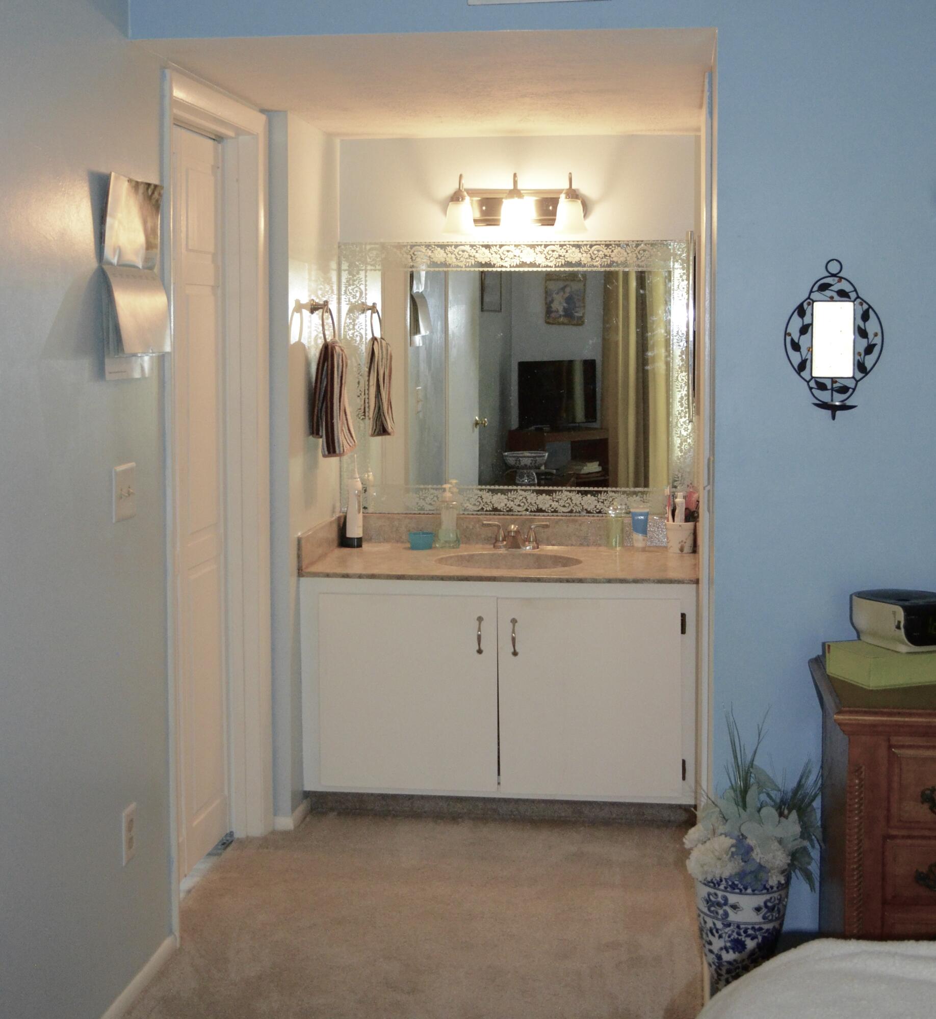 3206 Southeast Aster Lane, Unit 207 Stuart, FL 34994 - Photo 9 of 13 MASTER BATH
