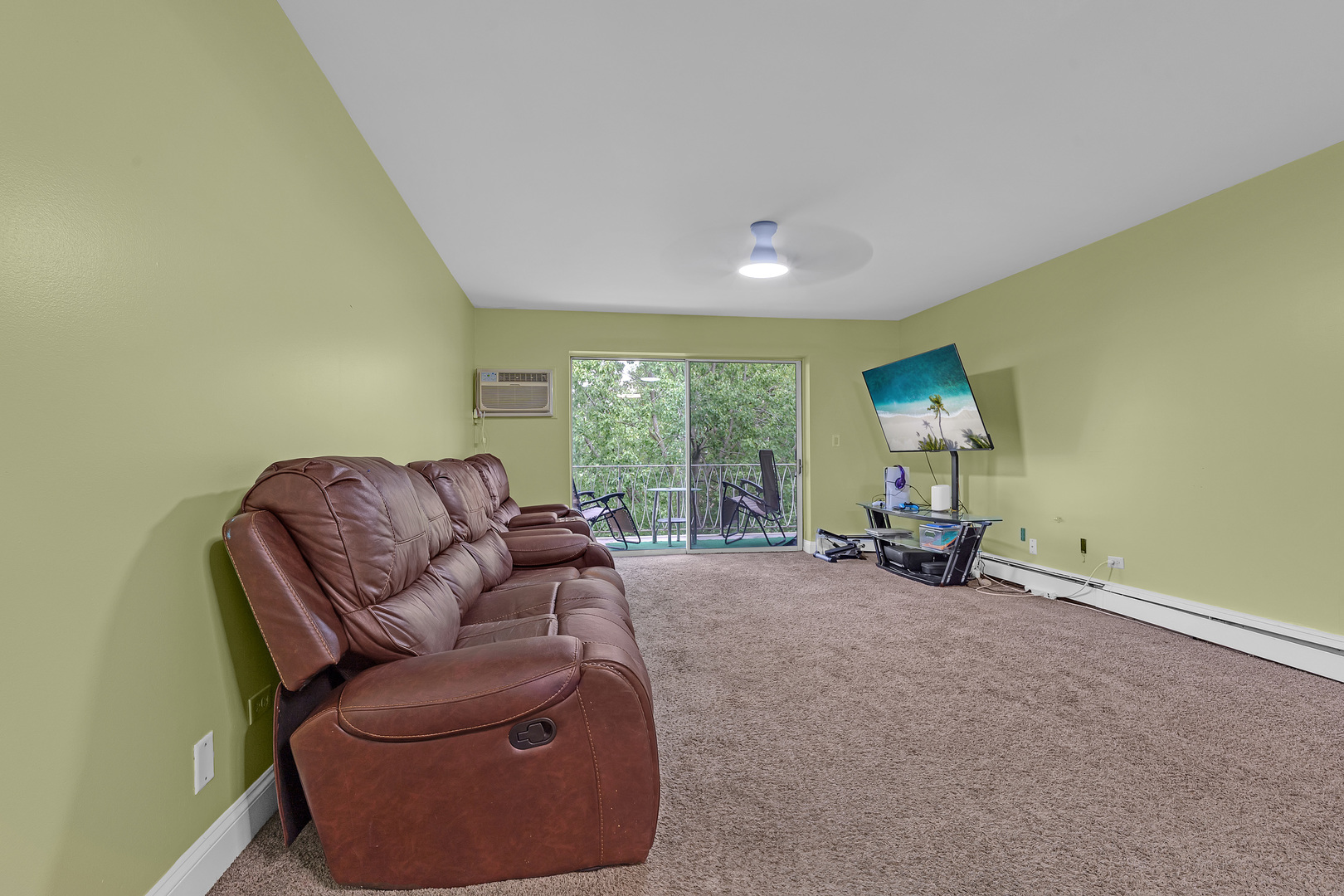 1311 South Finley Road, Unit 316 Lombard, IL 60148 - Photo 6 of 20 Gallery Image 6
