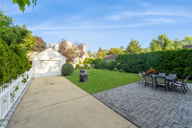 $987,000 | 47 Orchid Street, Floral Park, NY 11001