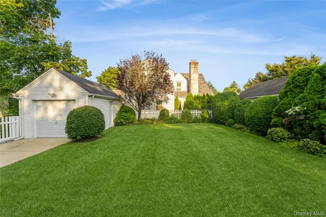 $987,000 | 47 Orchid Street, Floral Park, NY 11001