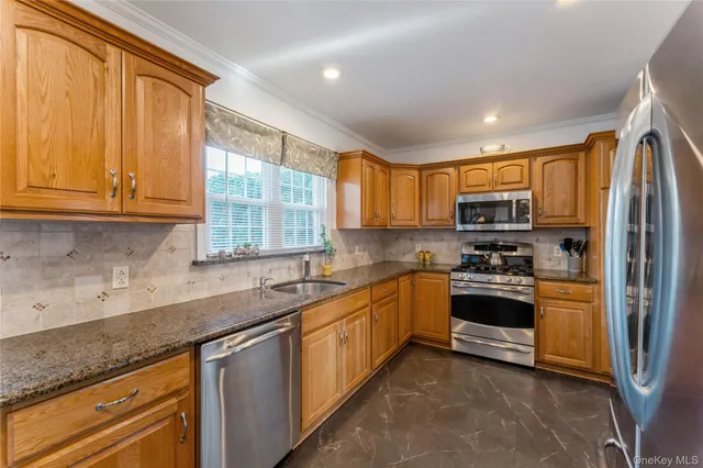 $987,000 | 47 Orchid Street, Floral Park, NY 11001