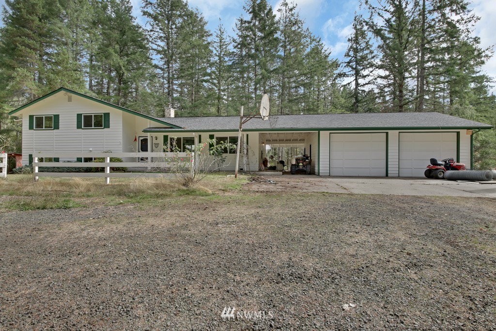 3950 Southwest Huckleberry Road Port Orchard, WA 98367 - Photo 1 of 25 Gallery Image 1