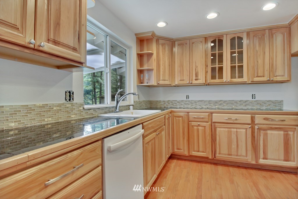 3950 Southwest Huckleberry Road Port Orchard, WA 98367 - Photo 2 of 25 Gallery Image 2