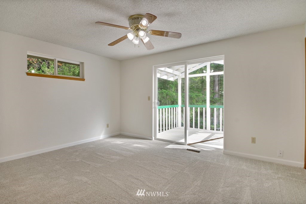 3950 Southwest Huckleberry Road Port Orchard, WA 98367 - Photo 11 of 25 Gallery Image 11