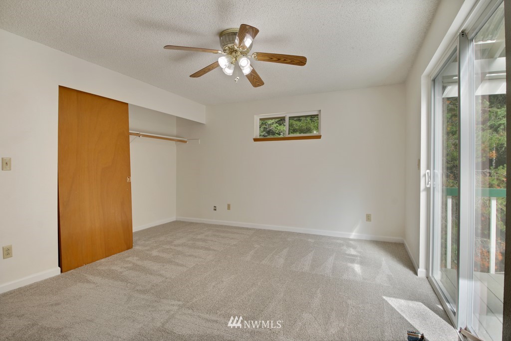 3950 Southwest Huckleberry Road Port Orchard, WA 98367 - Photo 12 of 25 Gallery Image 12
