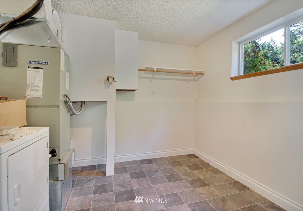 3950 Southwest Huckleberry Road Port Orchard, WA 98367 - Photo 18 of 25 Gallery Image 18