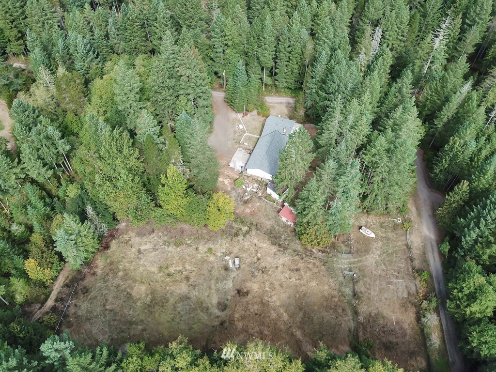 3950 Southwest Huckleberry Road Port Orchard, WA 98367 - Photo 25 of 25 Gallery Image 25