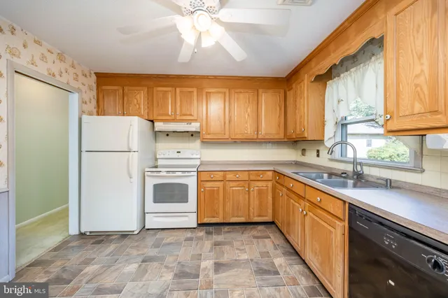 $274,900 | 7031 Brantley Drive, Salisbury, MD 21804