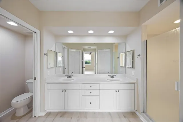 $350,000 | 1200 Country Club Drive, Unit 6305, Largo, FL 33771