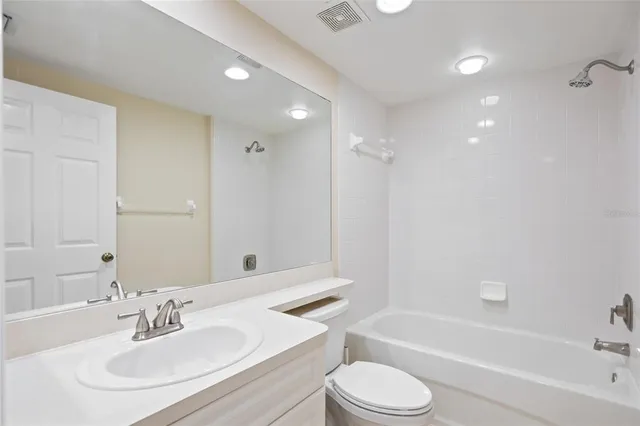 $350,000 | 1200 Country Club Drive, Unit 6305, Largo, FL 33771