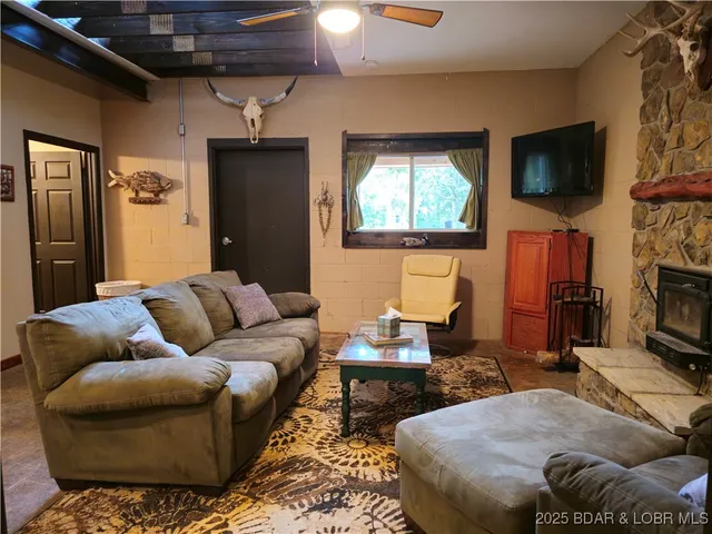 $160,000 | 6908 Coon Club Road, Unit CABIN #3, Versailles, MO 65084