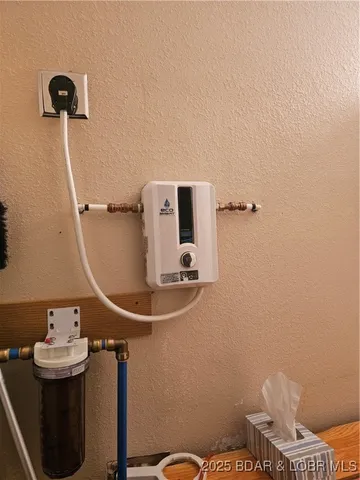 $160,000 | 6908 Coon Club Road, Unit CABIN #3, Versailles, MO 65084