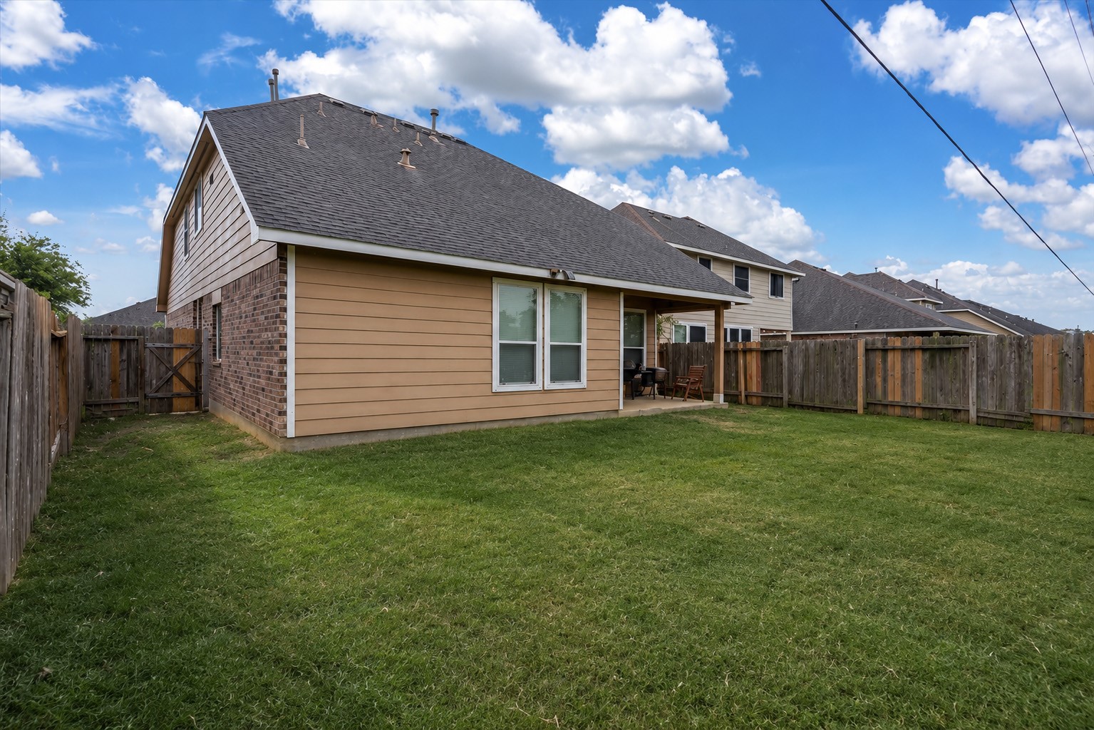 1827 Stieler Drive Houston, TX 77049 - Photo 34 of 39 Covered back patio