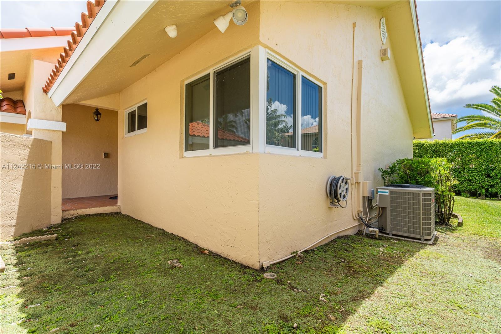 1730 Egret Road Homestead, FL 33035 - Photo 6 of 42 Gallery Image 6