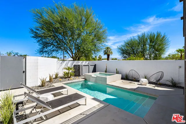 $899,000 | 504 Paragon Loop, Palm Springs, CA 92262