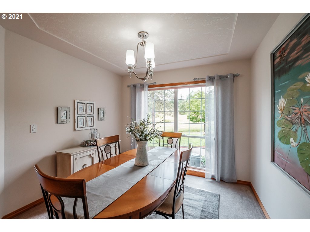 5478 Witzel Road Southeast Salem, OR 97317 - Photo 13 of 32 Gallery Image 13