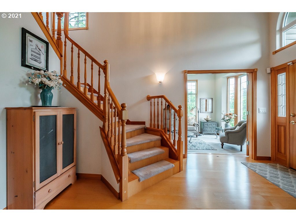 5478 Witzel Road Southeast Salem, OR 97317 - Photo 16 of 32 Gallery Image 16