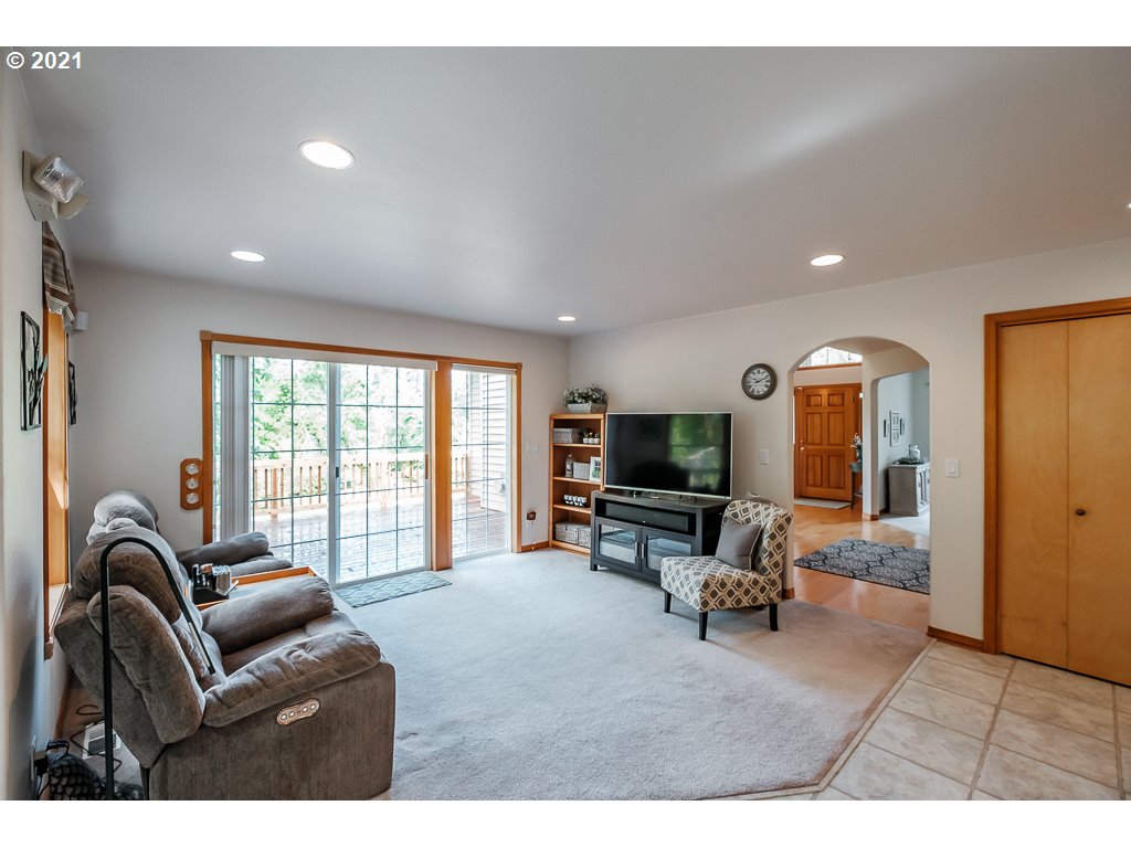 5478 Witzel Road Southeast Salem, OR 97317 - Photo 20 of 32 Gallery Image 20