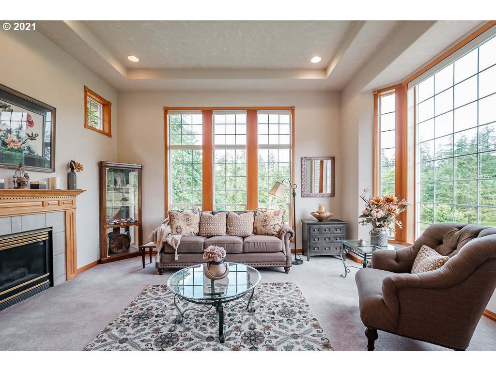 5478 Witzel Road Southeast Salem, OR 97317 - Photo 10 of 32 Gallery Image 10