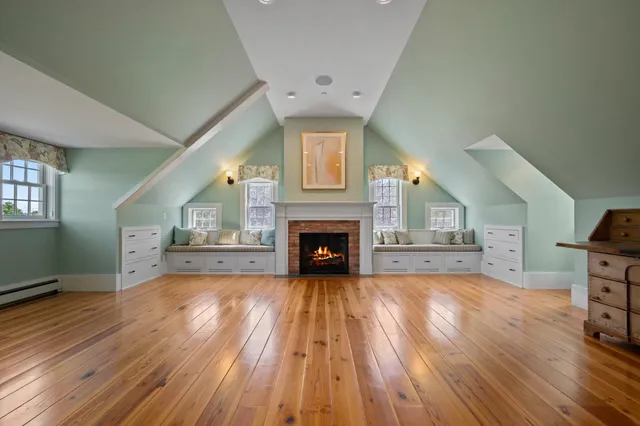 $998,000 | 125 Clough Hill Road, Lyman, NH 03585