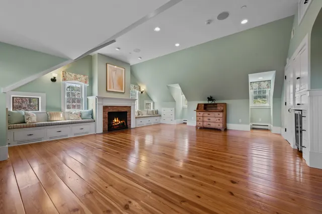 $998,000 | 125 Clough Hill Road, Lyman, NH 03585