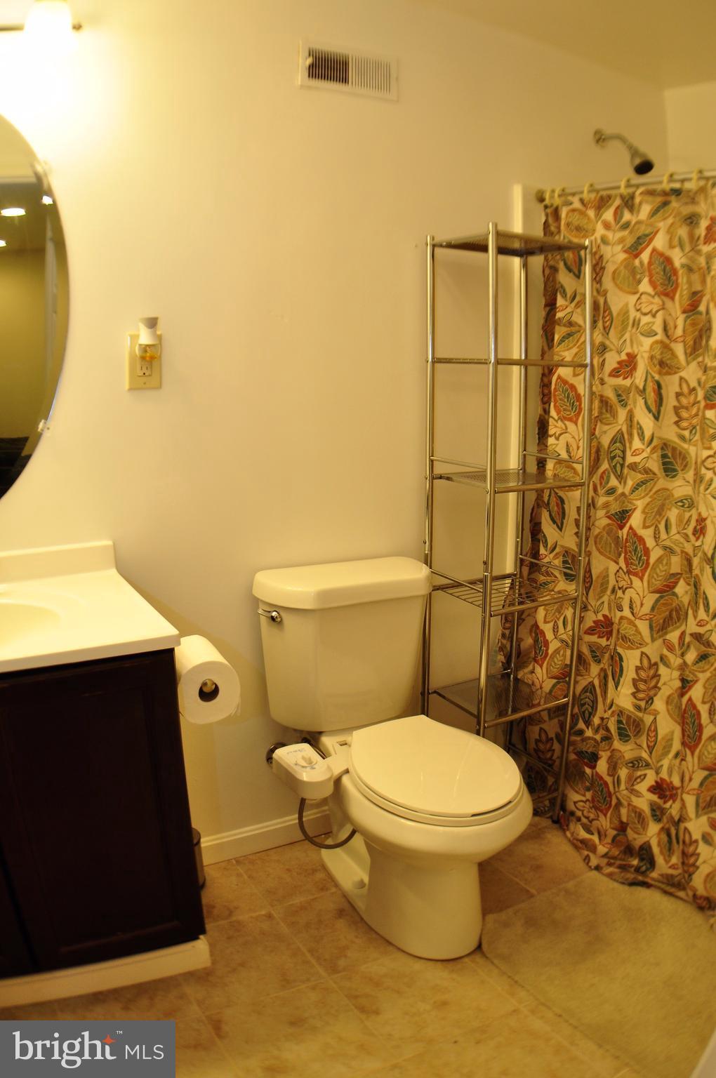 8420 Oak Stream Drive Laurel, MD 20708 - Photo 16 of 24 Bath