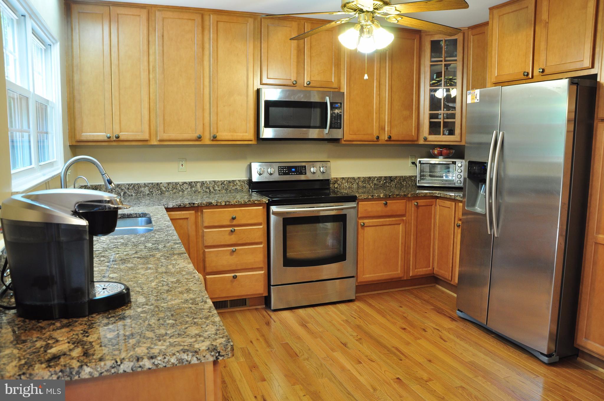 8420 Oak Stream Drive Laurel, MD 20708 - Photo 7 of 24 Kitchen