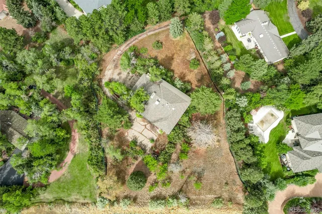 an aerial view of multiple house