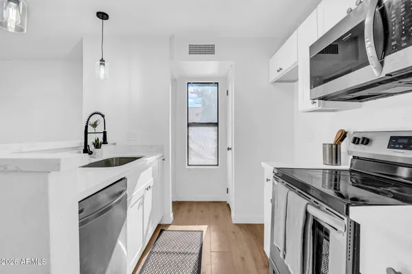 $260,000 | 19820 North 13th Avenue, Unit 218, Phoenix, AZ 85027